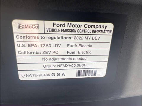 2022 Ford Mustang Mach-E Select