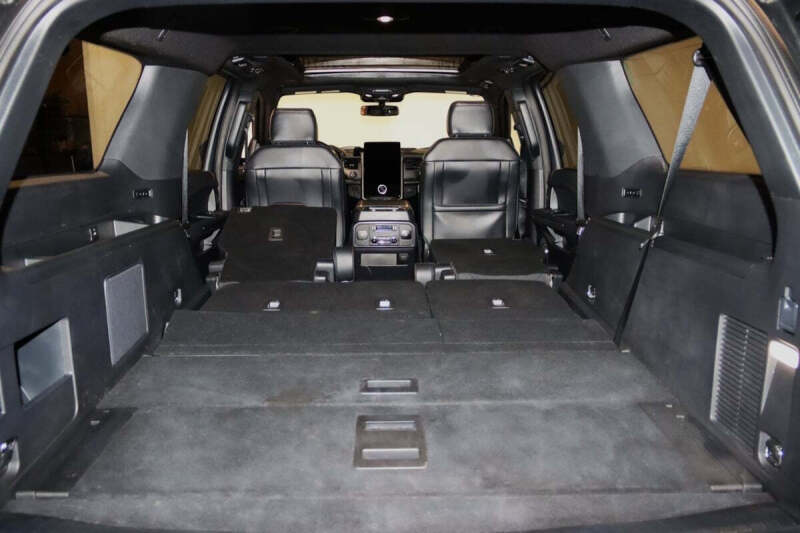 2023 Ford Expedition MAX Platinum