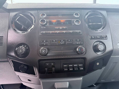 2012 Ford F-350 Super Duty XL