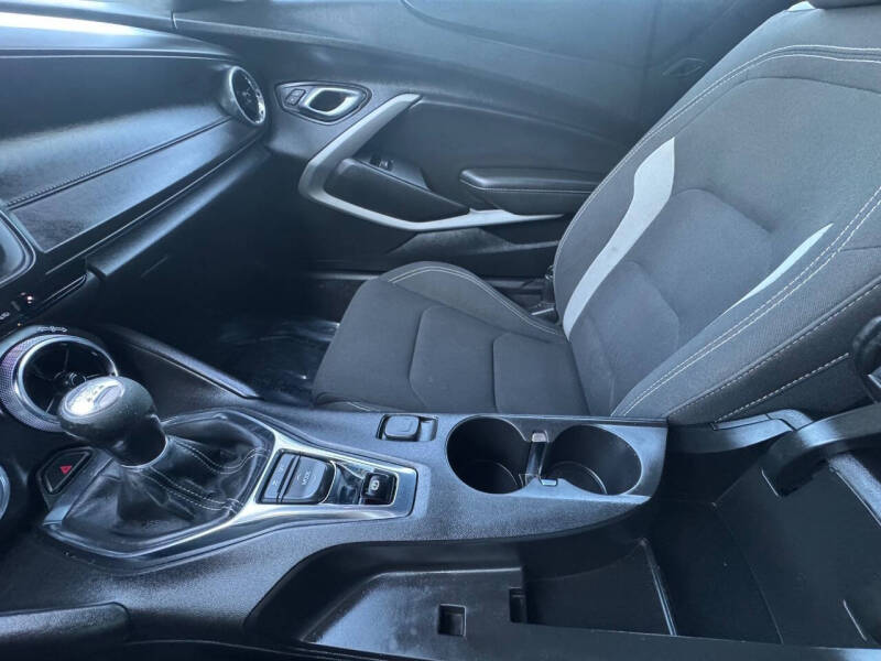 2019 Chevrolet Camaro LS