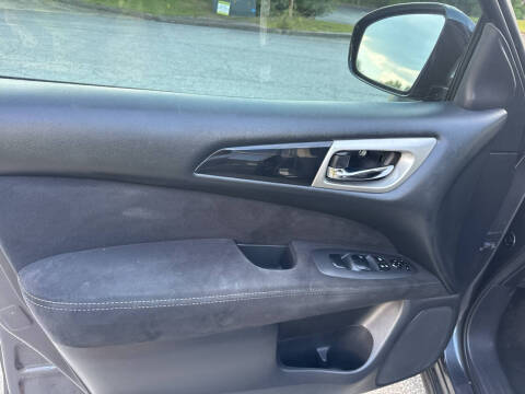 2014 Nissan Pathfinder S