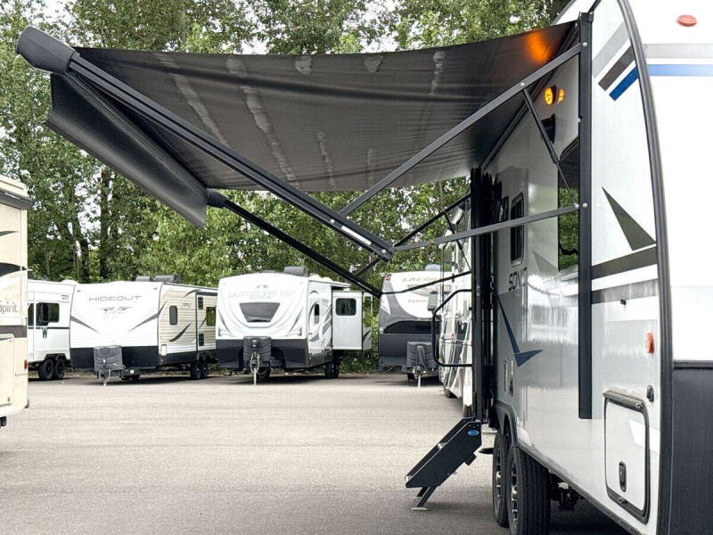 2022 Venture RV Sonic
