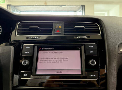 2018 Volkswagen Golf GTI S