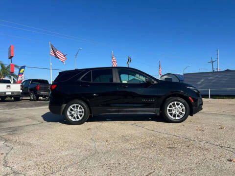 2023 Chevrolet Equinox LS