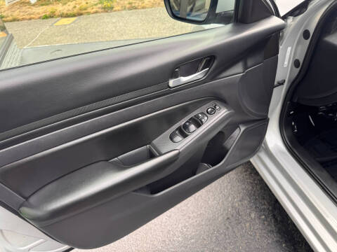 2022 Nissan Altima 2.5 S