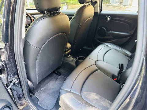 2022 MINI Hardtop 4 Door Cooper