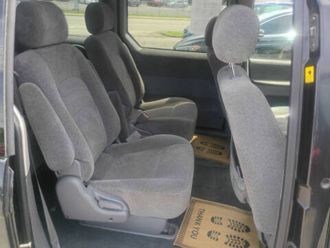 2003 Kia Sedona