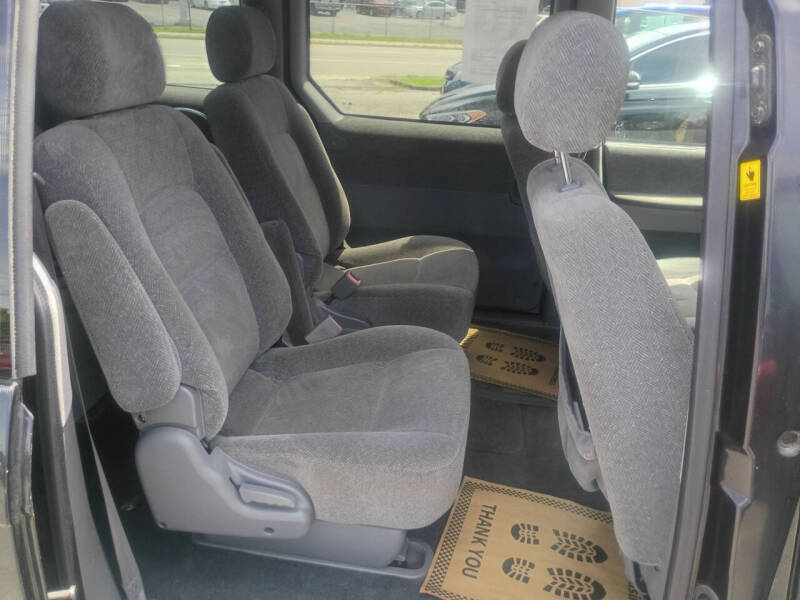2003 Kia Sedona