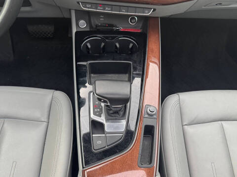 2021 Audi A4 quattro Premium 40 TFSI