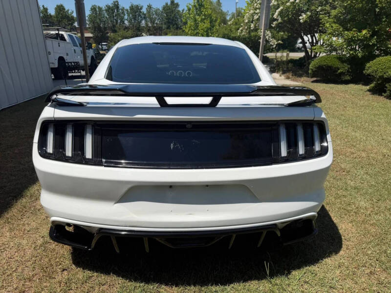 2016 Ford Mustang V6
