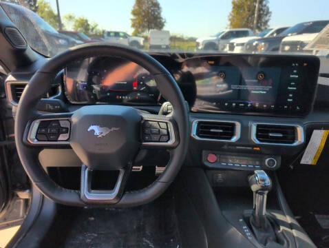 2025 Ford Mustang EcoBoost Premium