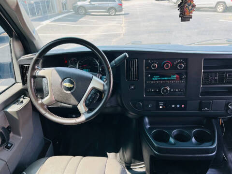 2017 Chevrolet Express 2500