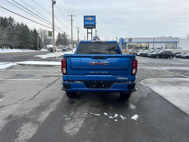 2022 GMC Sierra 1500 Elevation Standard