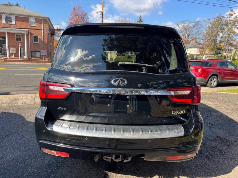 2021 Infiniti QX80 Luxe