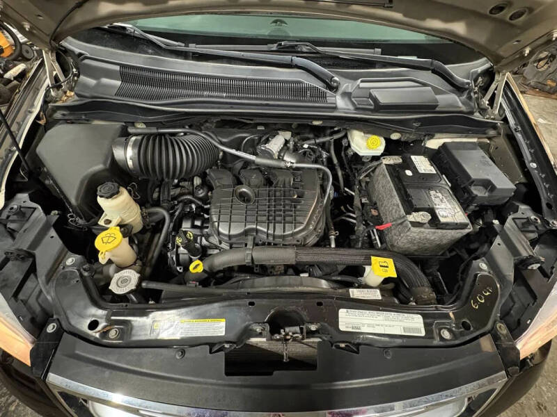 2012 Chrysler Town and Country Touring