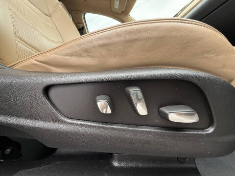 2017 Cadillac XT5 Platinum