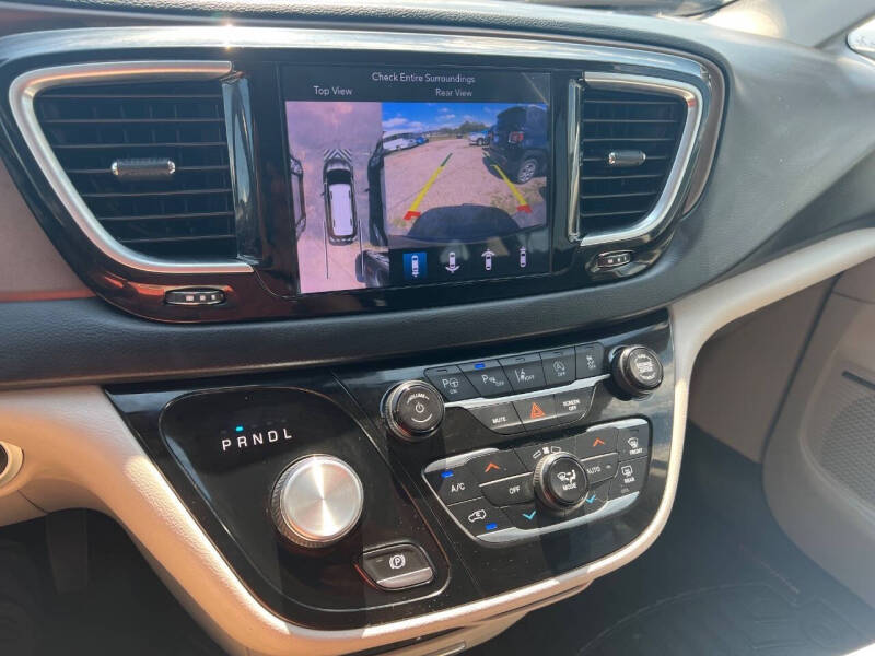 2018 Chrysler Pacifica Touring L Plus
