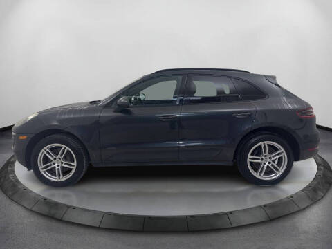 2017 Porsche Macan