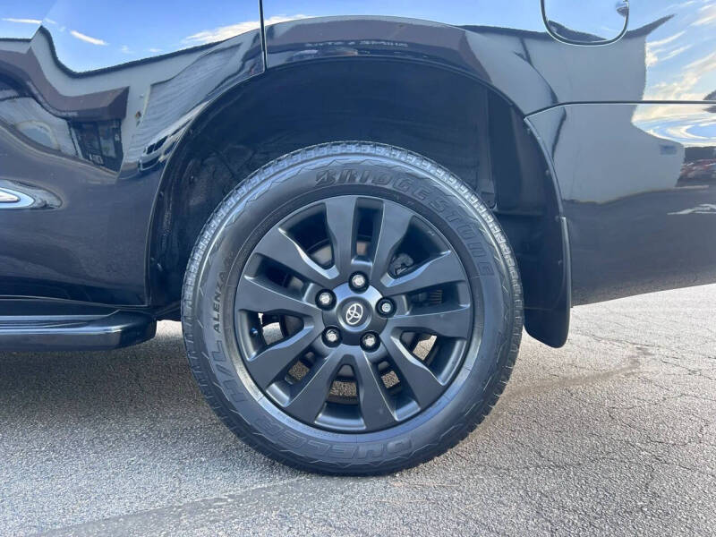 2020 Toyota Sequoia Platinum