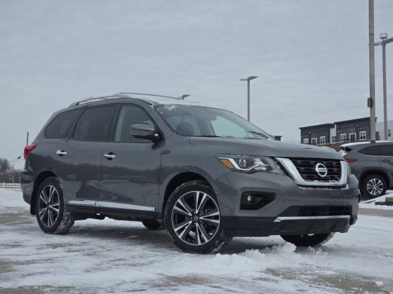 2020 Nissan Pathfinder Platinum