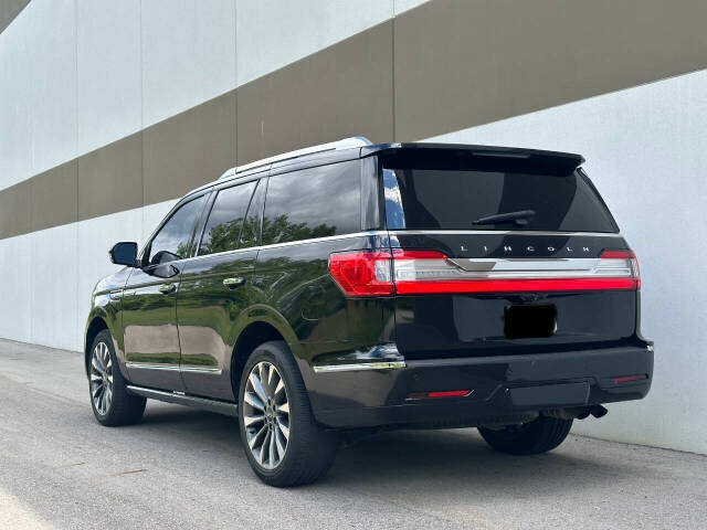 2018 Lincoln Navigator for sale at Phoenix Motor Co in Romulus, MI