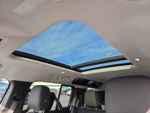 2026 Land Rover Defender 110 P300 S