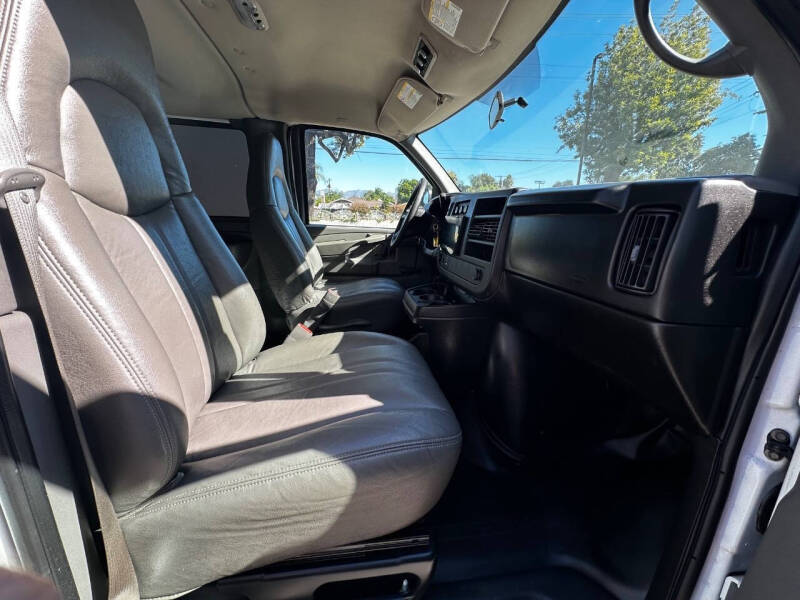 2009 Chevrolet Express LS 2500