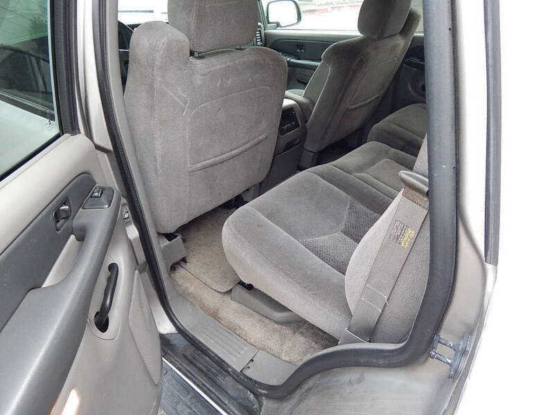 2003 Chevrolet Tahoe LS