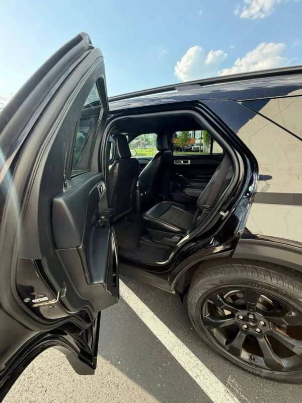 2023 Ford Explorer ST-Line