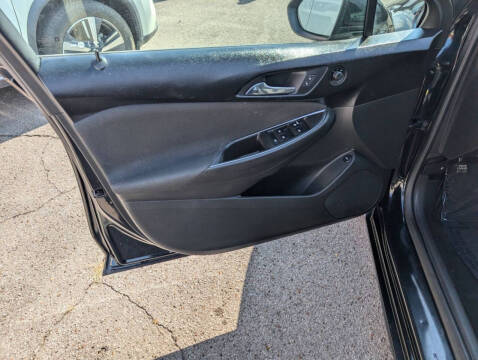 2017 Chevrolet Cruze LS Auto