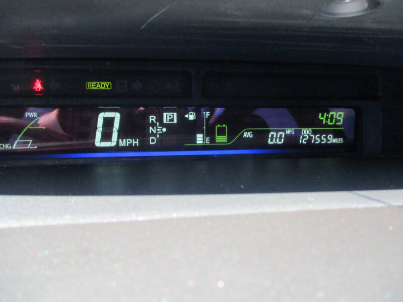 2015 Toyota Prius v Three