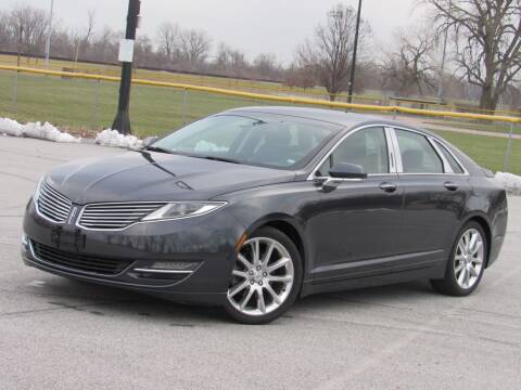2013 Lincoln MKZ for sale at Highland Luxury in Highland IN