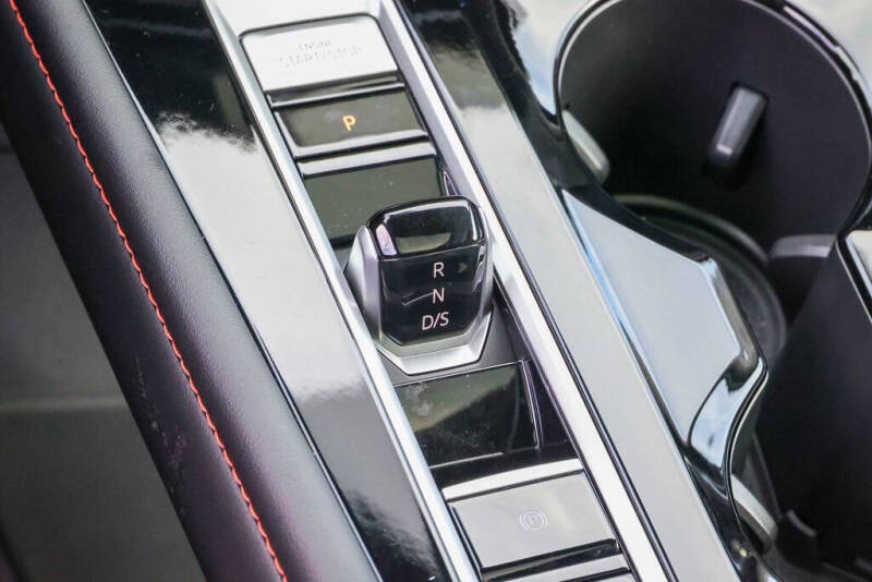 2024 Volkswagen Atlas Peak Edition SE 4Motion