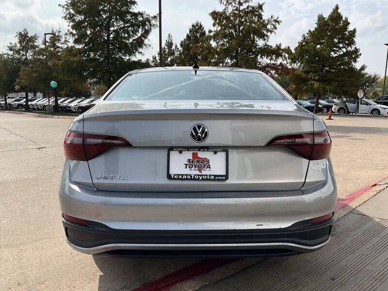 2024 Volkswagen Jetta S