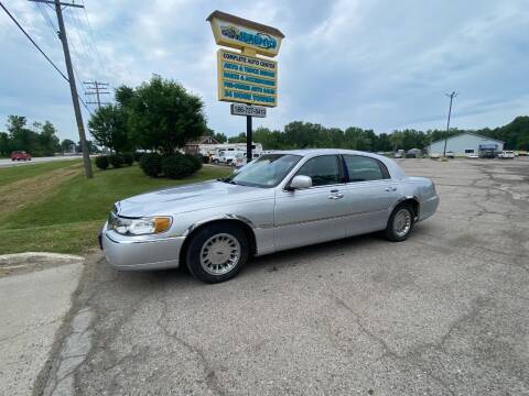 2001 Lincoln Town Car for sale at JEREMYS AUTOMOTIVE in Casco MI