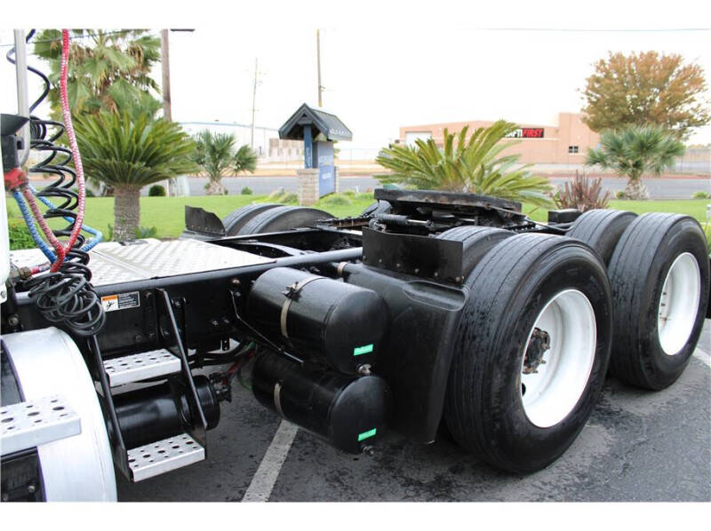 2016 Freightliner Cascadia