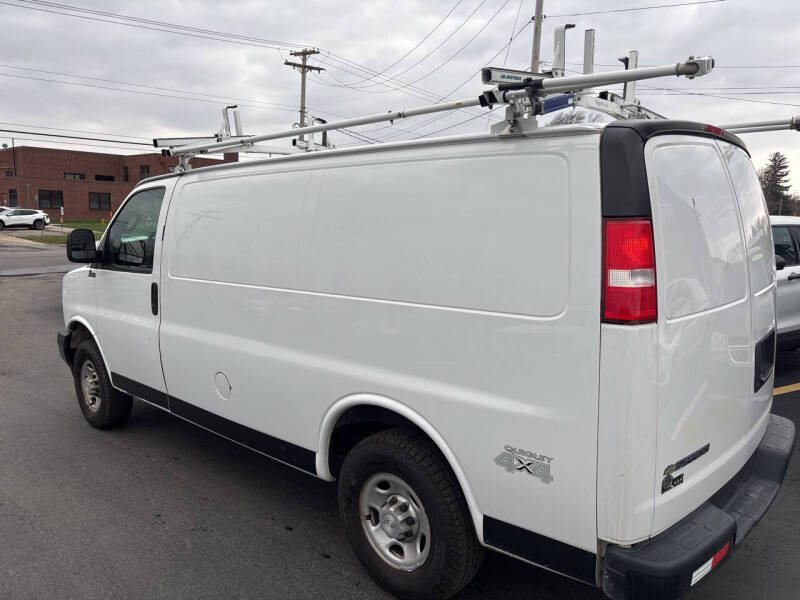 2019 Chevrolet Express 2500