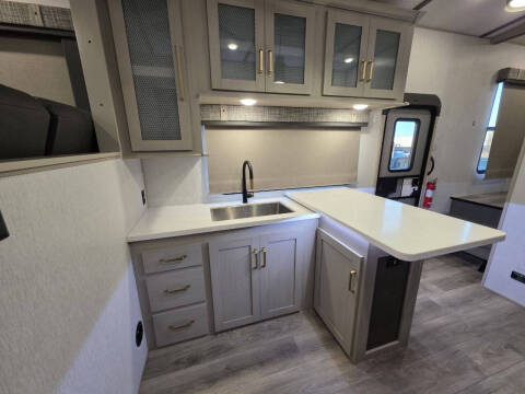 2024 Forest River Heritage Glen 36FL