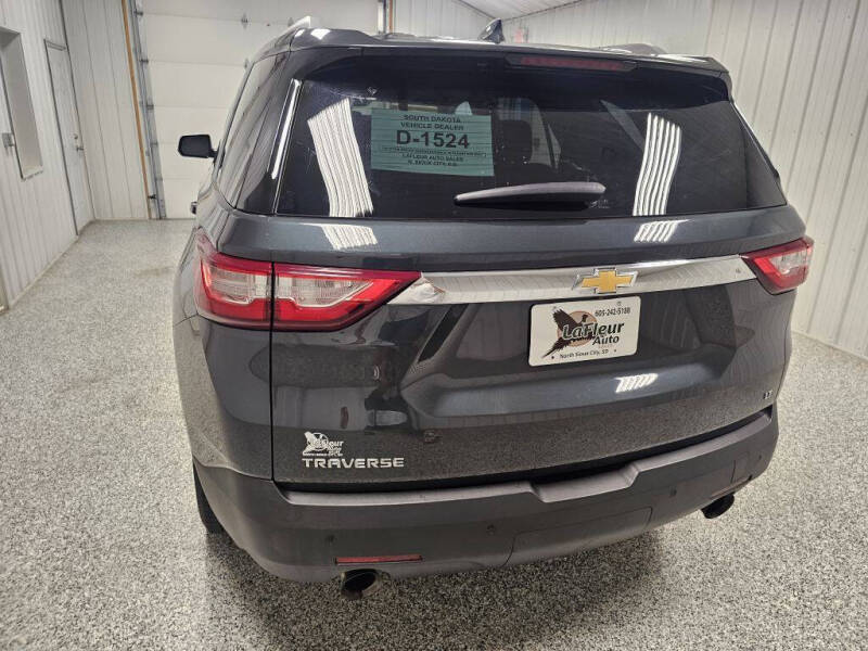 2018 Chevrolet Traverse LT Cloth