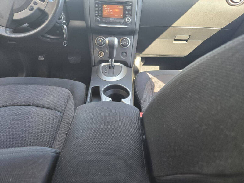 2011 Nissan Rogue SV