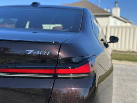 2025 BMW 7 Series 740i xDrive