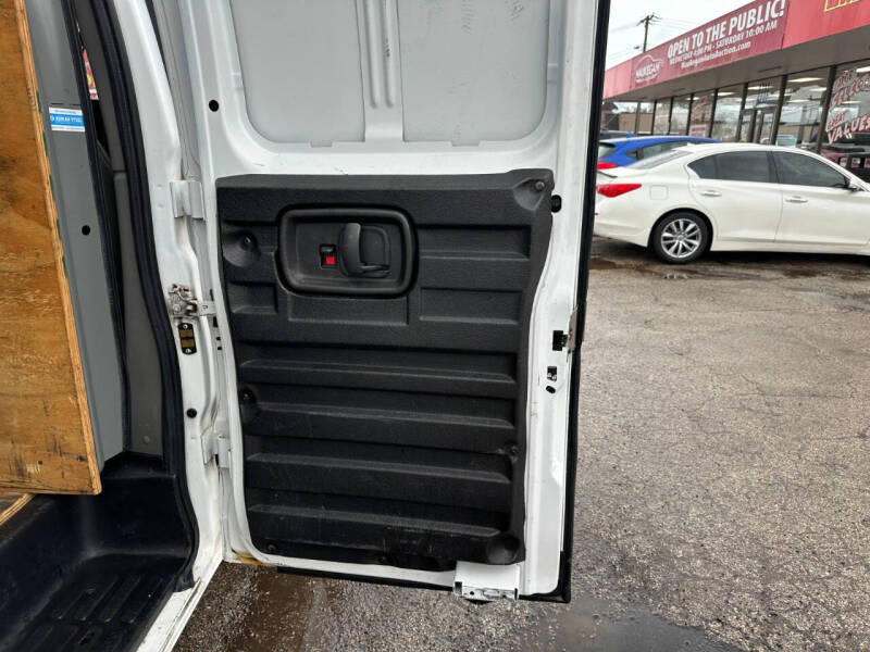 2020 Chevrolet Express 2500