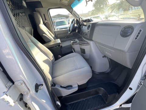 2014 Ford E-Series E-150