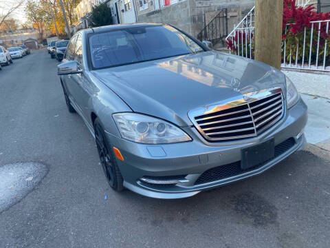2013 Mercedes-Benz S-Class S 550 4MATIC