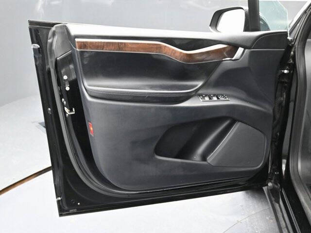 2020 Tesla Model X Long Range