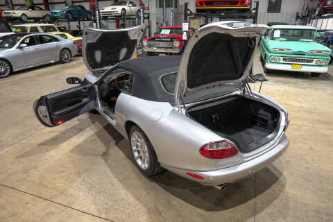 2001 Jaguar XKR