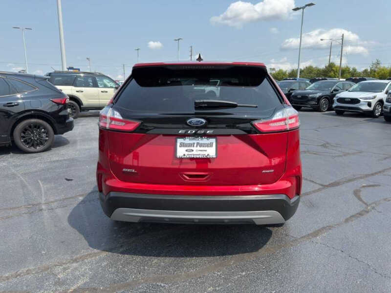 2022 Ford Edge SEL