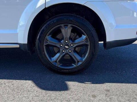 2019 Dodge Journey Crossroad