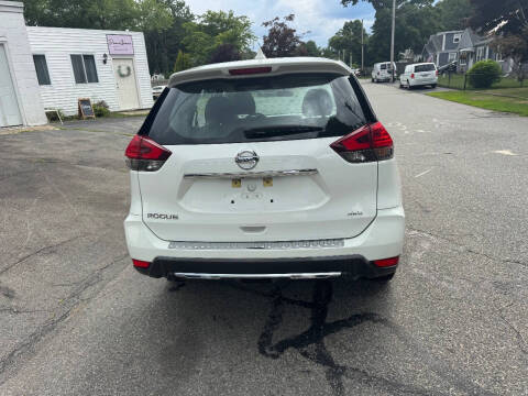 2017 Nissan Rogue S