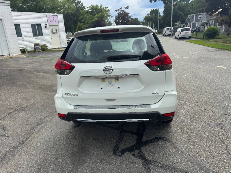 2017 Nissan Rogue S